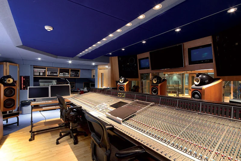 Industry Quality Vocals: professional recording studio